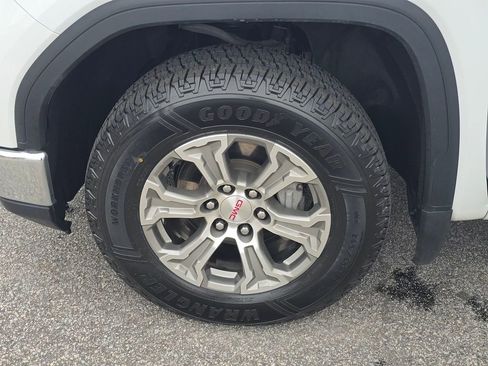 Certified 2025 GMC Sierra 1500 SLT AWD/4WD image 27