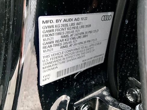 Used 2023 Audi Q8 Premium w/ Black Optic Package image 38