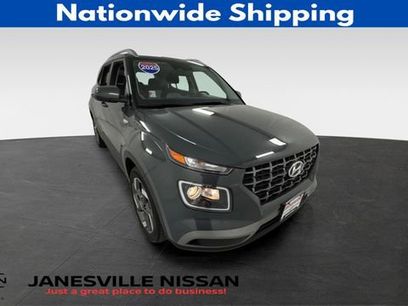 Used 2025 Hyundai Venue SEL