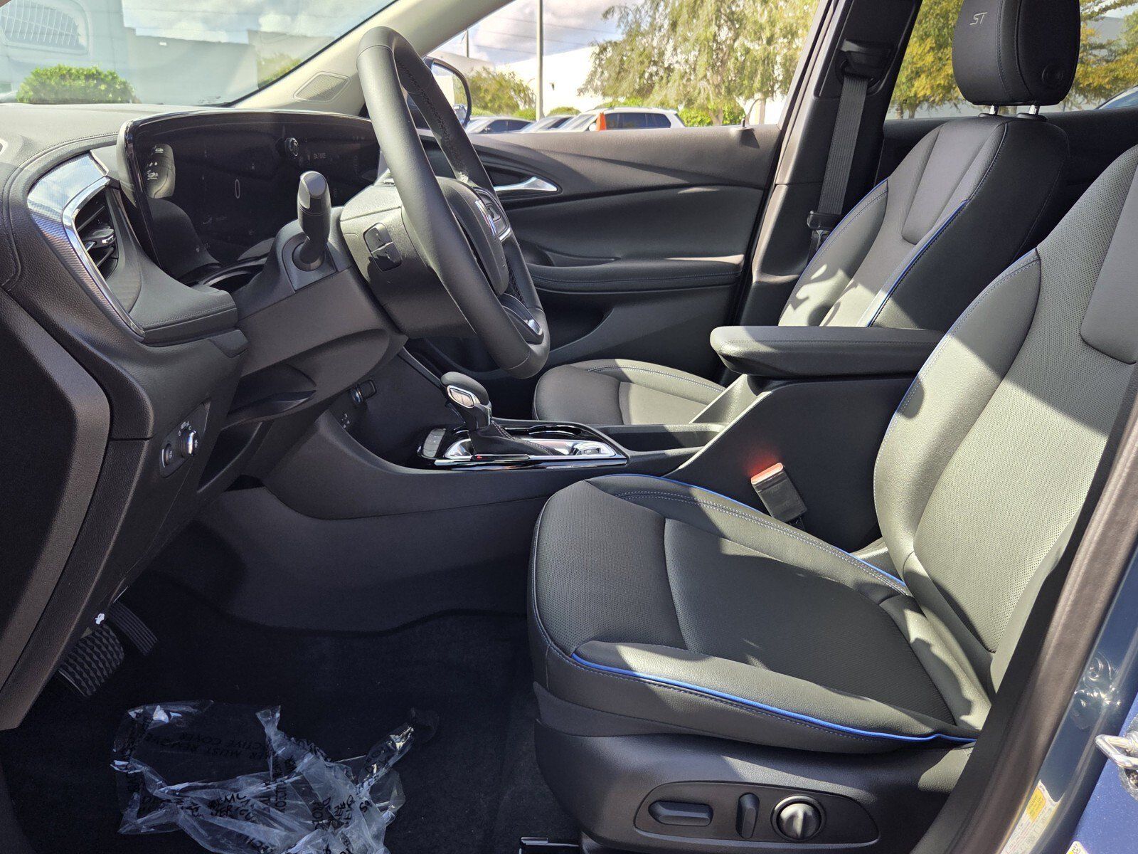 Used 2026 Buick Encore GX Sport Touring w/ Comfort Package FWD image 10