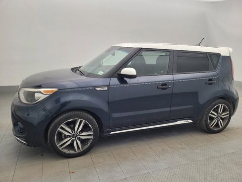 Used 2018 Kia Soul + image 2