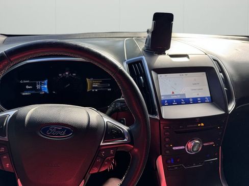 Used 2019 Ford Edge ST w/ Equipment Group 401A AWD/4WD image 11