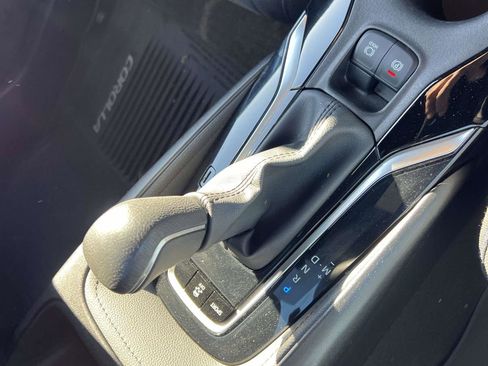 Used 2020 Toyota Corolla SE image 23