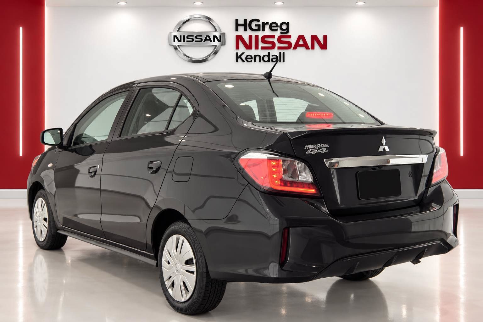 Used 2024 Mitsubishi Mirage G4 LE FWD image 2