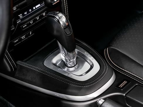 Used 2011 Porsche 911 Turbo S AWD/4WD image 21