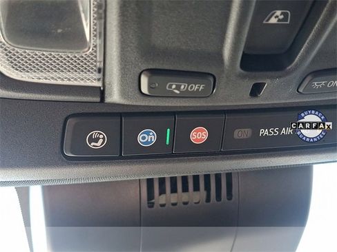 Used 2022 Chevrolet Silverado 1500 ZR2 w/ Technology Package image 24