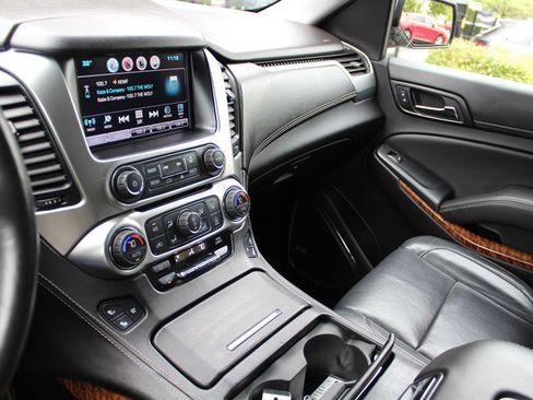 Used 2016 Chevrolet Suburban LTZ AWD/4WD image 18