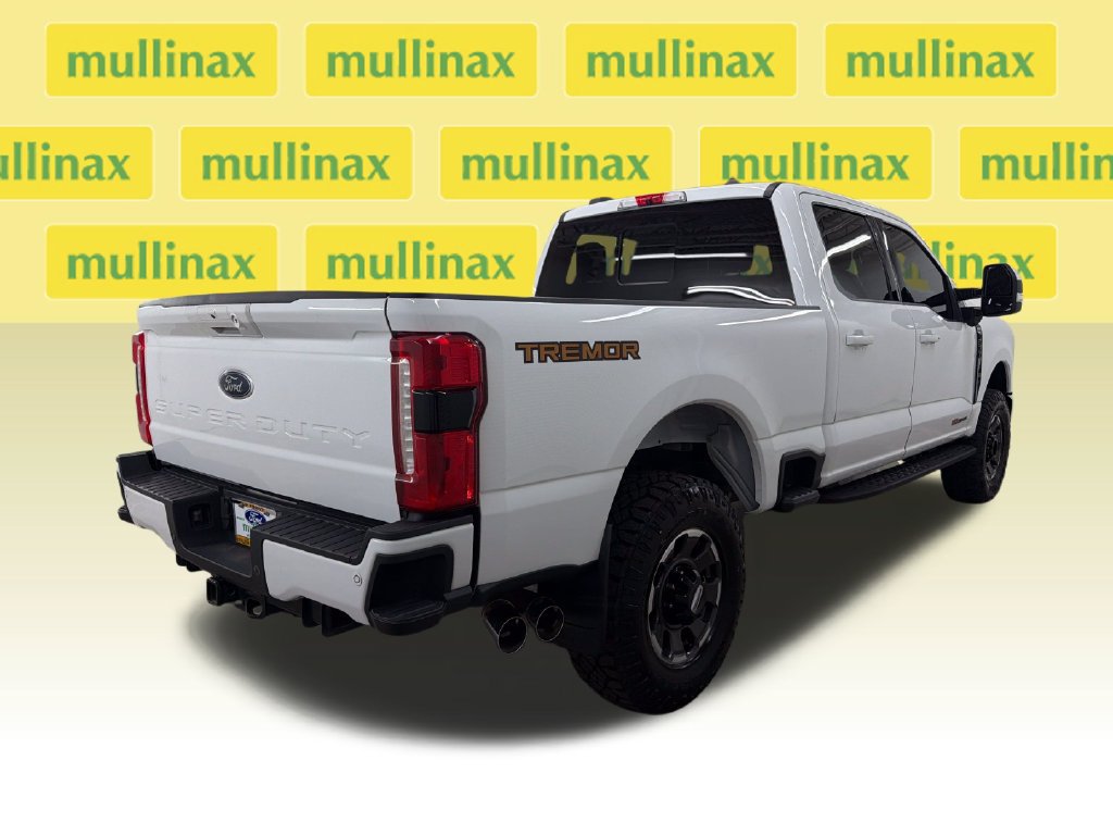 Used 2023 Ford F350 Lariat w/ Tremor Off-Road Package AWD/4WD image 3
