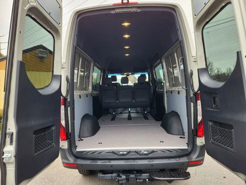 Used 2026 Mercedes-Benz Sprinter 2500 image 11