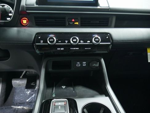 New 2025 Honda Pilot EX-L image 34