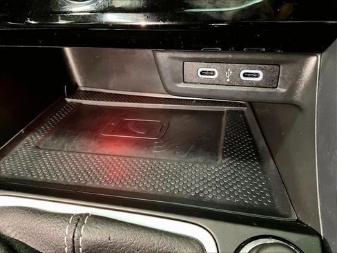 Used 2023 Volkswagen Jetta SEL image 36