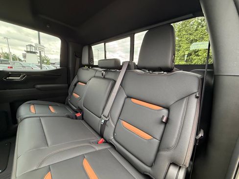 New 2026 GMC Sierra 1500 AT4 w/ AT4 Premium Package AWD/4WD image 24