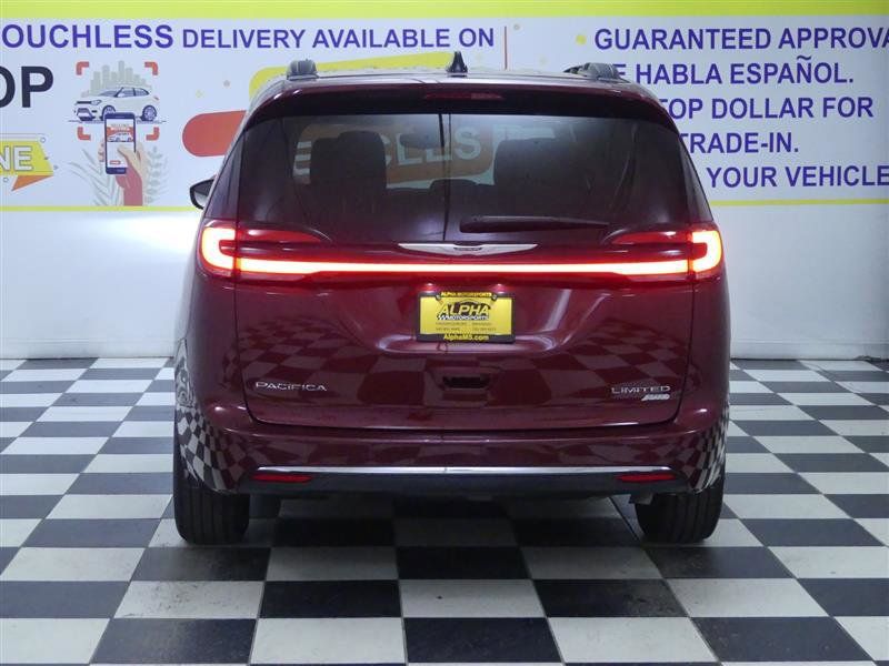 Used 2023 Chrysler Pacifica Limited AWD/4WD image 6