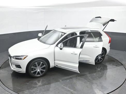 Used 2020 Volvo XC60 T6 Inscription w/ Protection Package Premier image 56