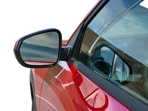 New 2026 Chevrolet Trax LT w/ Driver Confidence Package image 10