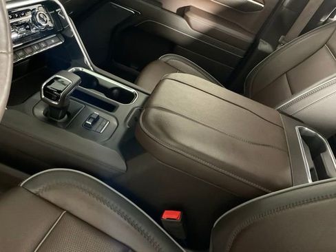 Used 2024 GMC Sierra 1500 Denali image 18