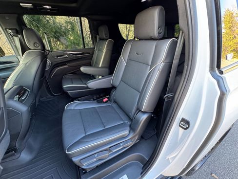 Used 2023 Cadillac Escalade ESV Sport w/ Touring Package image 42