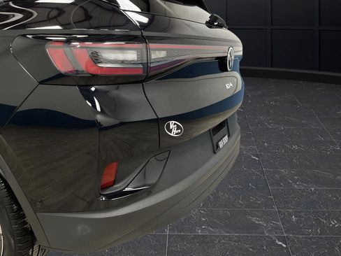 Used 2024 Volkswagen ID.4 Pro S image 33