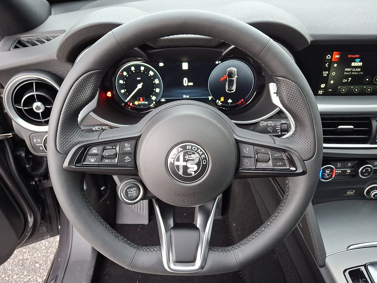 New 2025 Alfa Romeo Stelvio Sprint w/ Veloce Package AWD/4WD image 15
