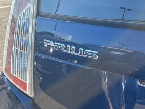 Used 2014 Toyota Prius Four image 12