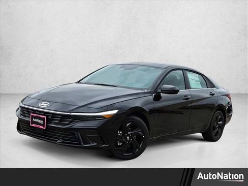 New 2026 Hyundai Elantra SEL Sport FWD image 1
