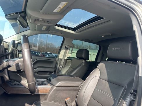 Used 2018 GMC Sierra 1500 Denali w/ Denali Ultimate Package image 33