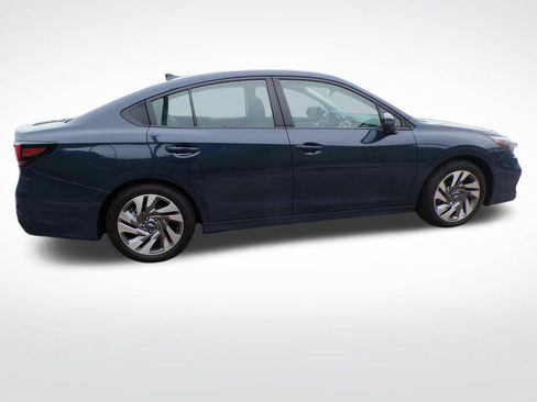 Used 2025 Subaru Legacy Limited AWD/4WD image 8