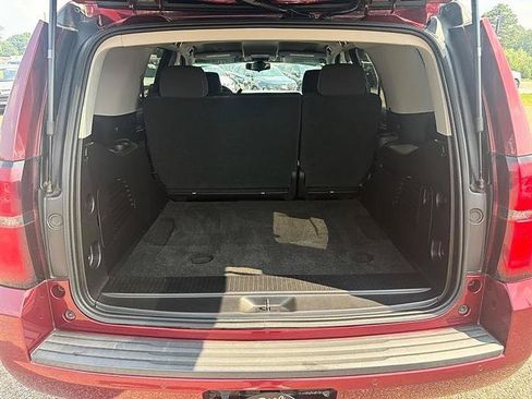 Used 2019 Chevrolet Tahoe LS RWD image 10