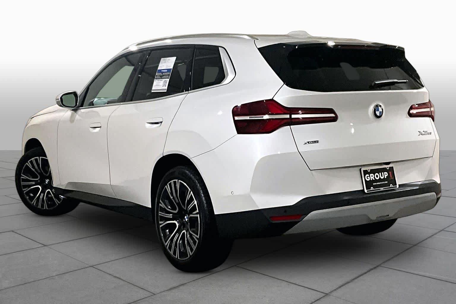 Used 2025 BMW X3 xDrive30i w/ Premium Package AWD/4WD image 11