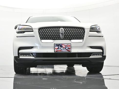 Used 2021 Lincoln Aviator Reserve w/ Elements Package Plus RWD image 37