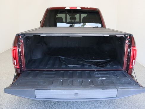 Used 2015 Ford F150 King Ranch w/ Equipment Group 601A Luxury AWD/4WD image 34