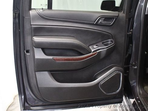 Used 2015 GMC Yukon XL SLE w/ Convenience Package image 24