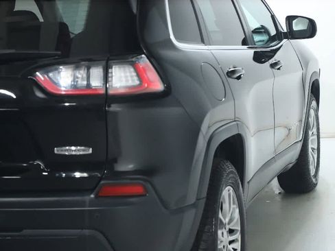 Certified 2021 Jeep Cherokee Latitude Lux w/ Comfort/Convenience Group AWD/4WD image 45