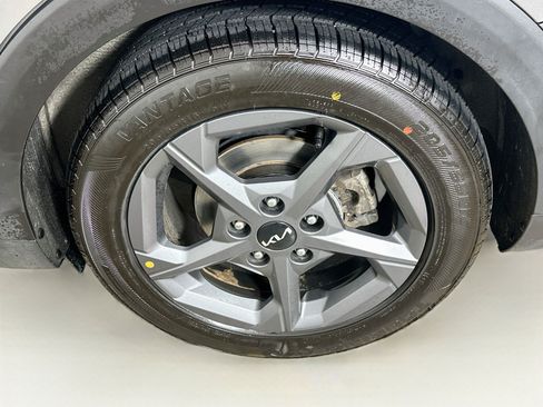 Used 2025 Kia K4 FWD image 11