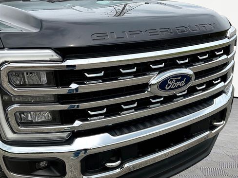 Used 2023 Ford F350 Lariat w/ Lariat Ultimate Package AWD/4WD image 34