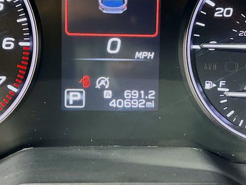 Used 2022 Subaru Outback Premium image 12