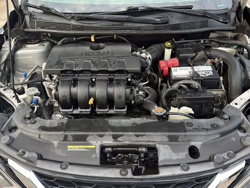 Used 2016 Nissan Sentra SV FWD image 40
