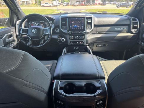 Used 2022 RAM 2500 Big Horn w/ Night Edition AWD/4WD image 14