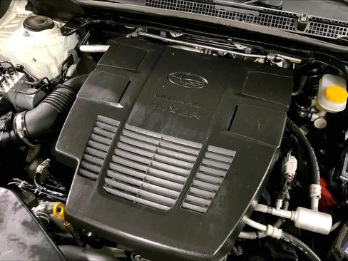 Used 2019 Subaru Forester Limited image 32