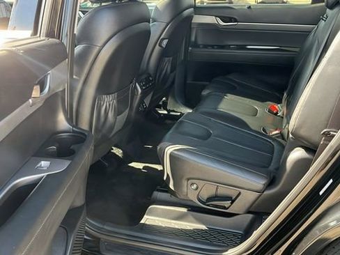 Used 2022 Hyundai Palisade SEL w/ 8P Bench Seat Package AWD/4WD image 21