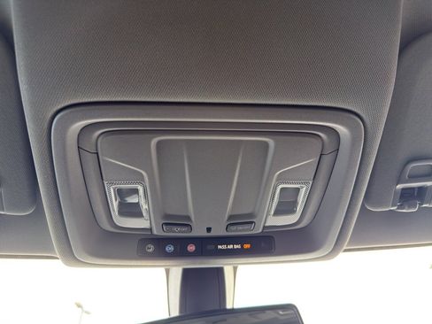 Used 2021 Chevrolet Silverado 1500 RST image 25