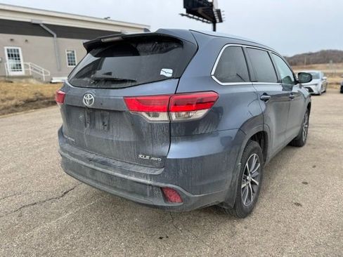 Certified 2019 Toyota Highlander XLE image 14