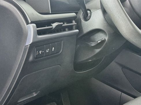 Used 2025 Hyundai Tucson SEL AWD/4WD image 17
