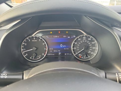 Used 2024 Nissan Murano SV w/ SV Midnight Edition Package image 13