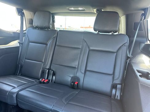 Used 2025 Chevrolet Tahoe LT RWD image 21