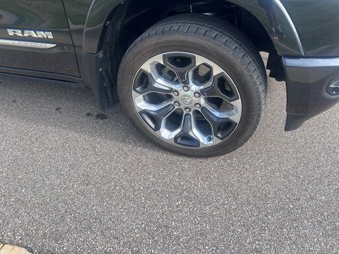 Used 2019 RAM 1500 Limited AWD/4WD image 28