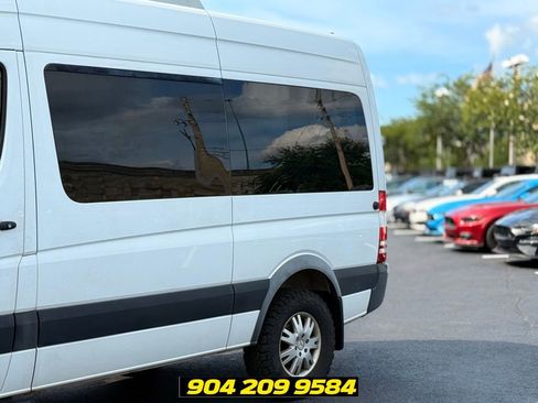 Used 2017 Mercedes-Benz Sprinter 2500 image 3