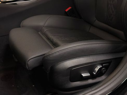 Used 2023 BMW 530i xDrive w/ Convenience Package image 15