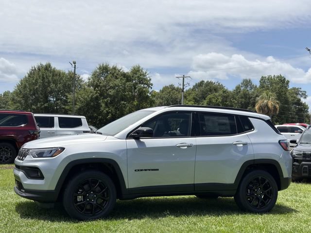 New 2026 Jeep Compass Latitude AWD/4WD image 15