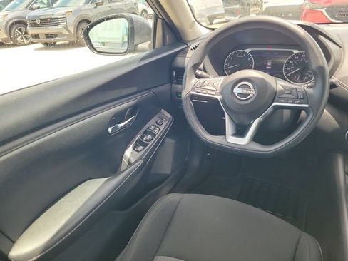 Certified 2024 Nissan Sentra SV FWD image 15
